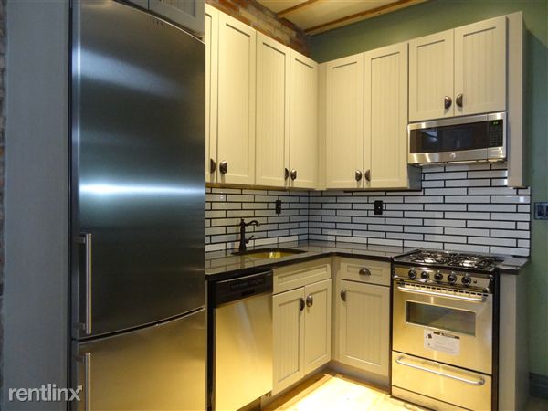 Building Photo - 210 Saint Nicholas Ave