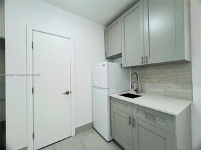 Building Photo - 13390 NE 6th Ave Building Photo - 13390 NE 6th Ave