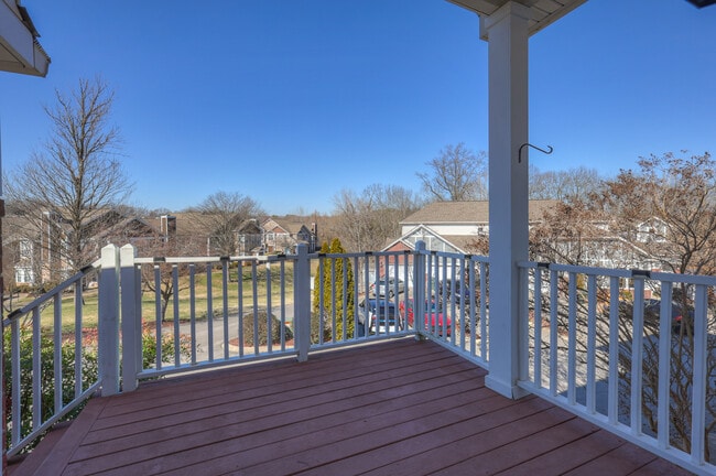 Photo - 922 Bracken Trail Townhome