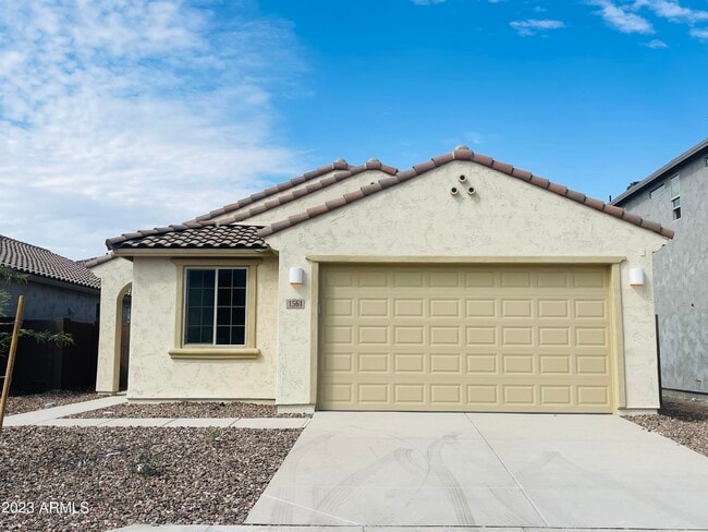 Building Photo - 1561 Sabel Ct
