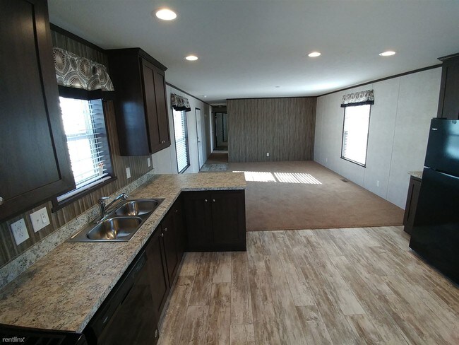 Building Photo - 2 br, 2 bath Mobile Home - 7 Little Chief Dr