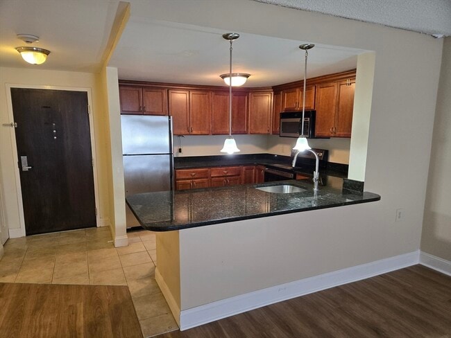 Foto del edificio - 20-30-30 Daniels St