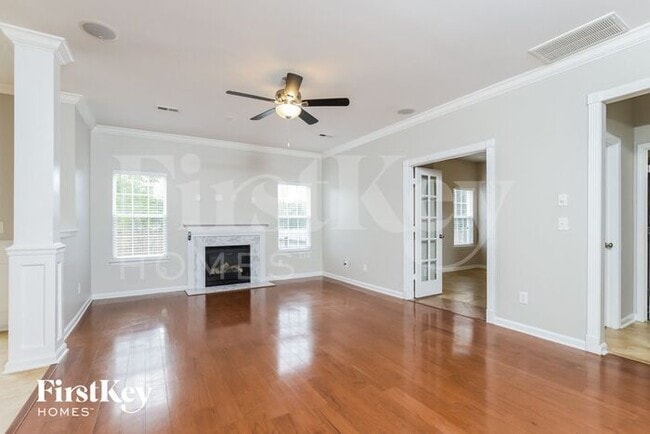 Building Photo - 4515 Paula Dr