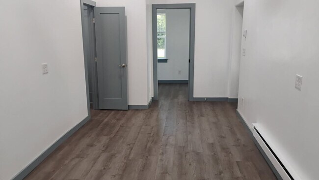 Building Photo - 452 Fremont St
