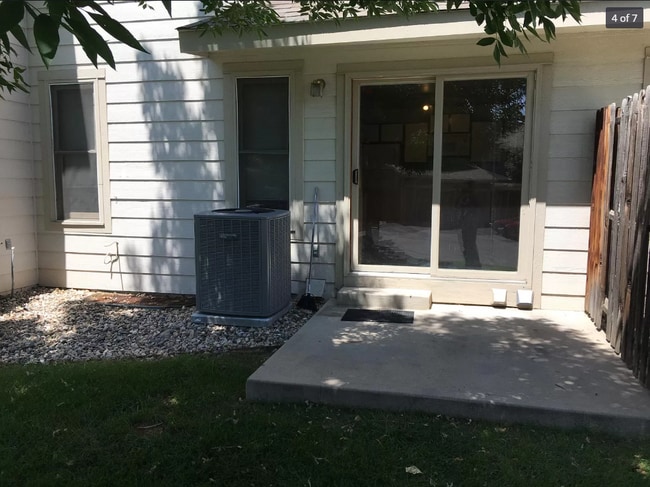 Foto del edificio - 1621 Underhill Dr