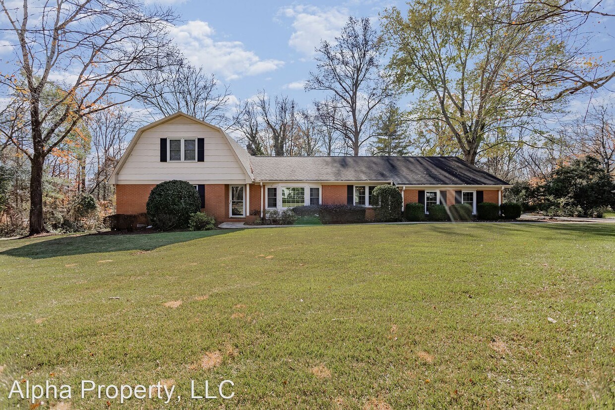 Foto principal - 4 br, 3.5 bath House - 314 Hunting Hollow Rd