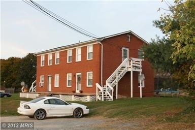 Primary Photo - Riverside Apartments