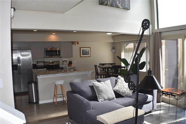 Foto del edificio - 4075 Autumn Heights Dr