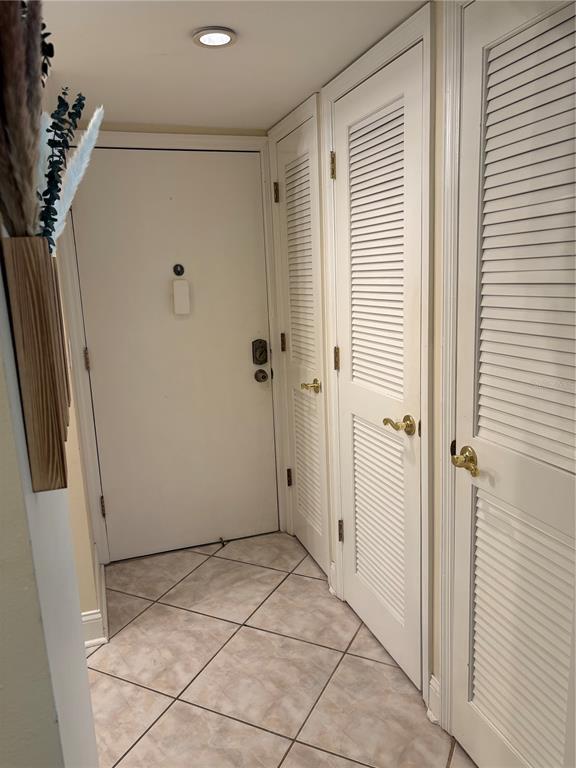 Building Photo - 3325 Bayshore Blvd
