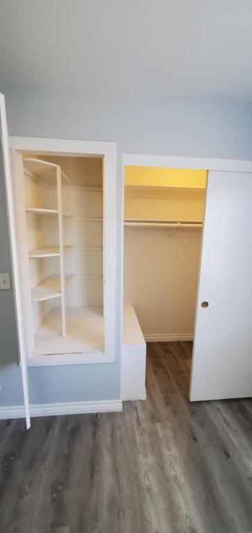 Building Photo - 13416 Mar Vista St