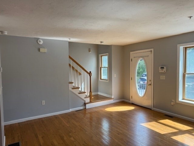 Building Photo - 955 Pleasant St