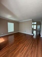 Building Photo - 1464 Chandler Cir