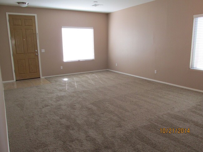 Building Photo - Spacious 4 Bedroom home in Johnson Ranch