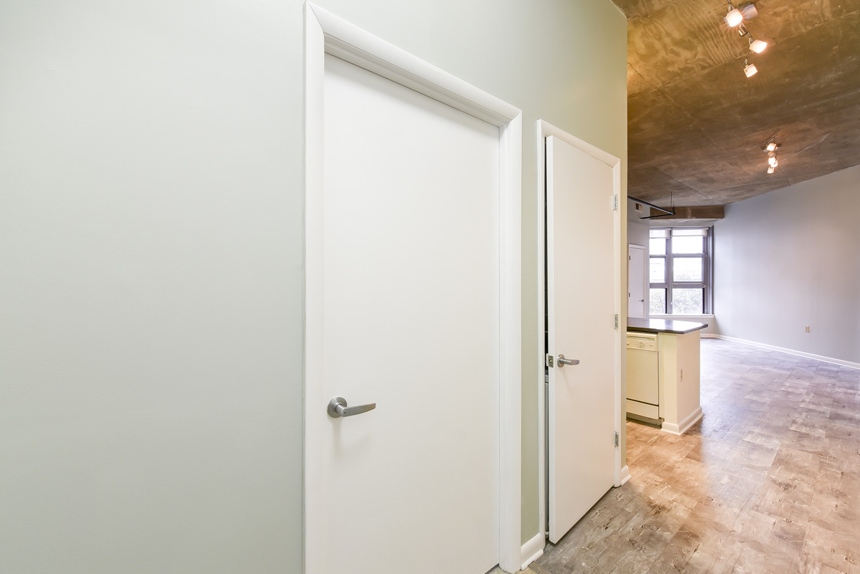 Foto principal - 1300 N St NW