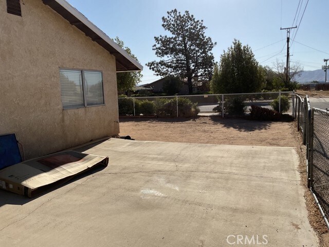 Foto del edificio - 16503 Smoke Tree St