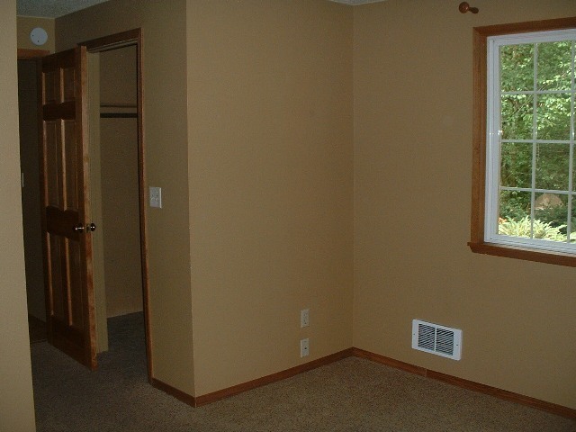 Building Photo - Gated Community--Country Cottage