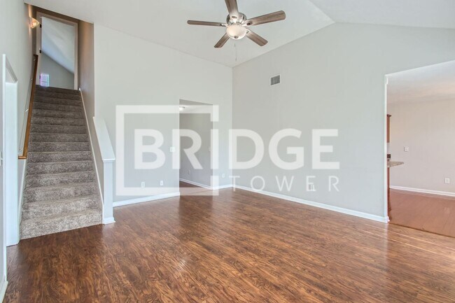 Building Photo - 307 Sarava Ln