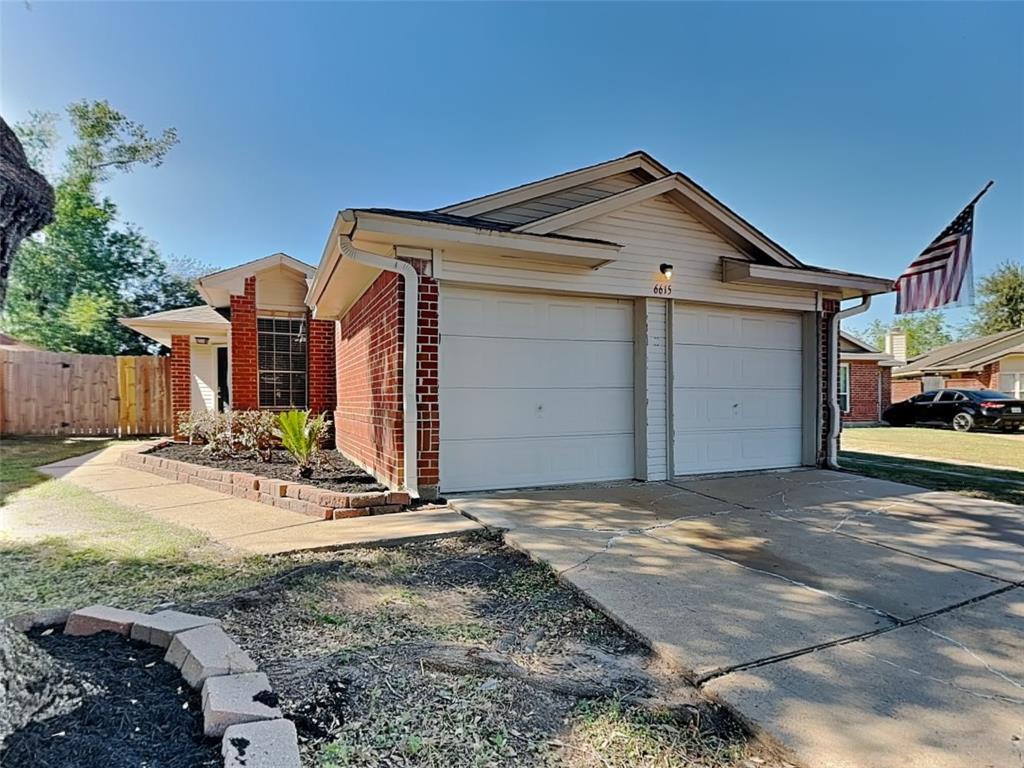 Primary Photo - 6615 Laurel Glen Dr