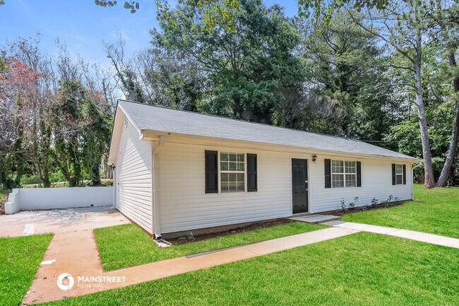 Building Photo - 125 Creekwood Ln