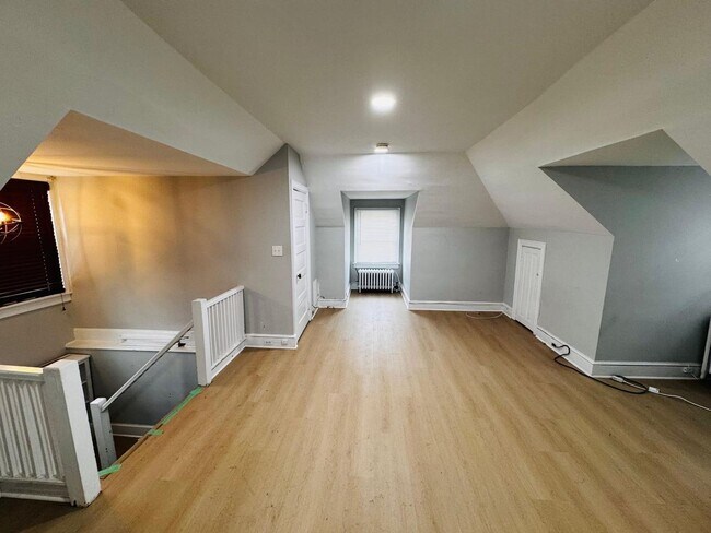 Foto del edificio - Studio Apartment on Linden Lane – Walk to Downtown Princeton