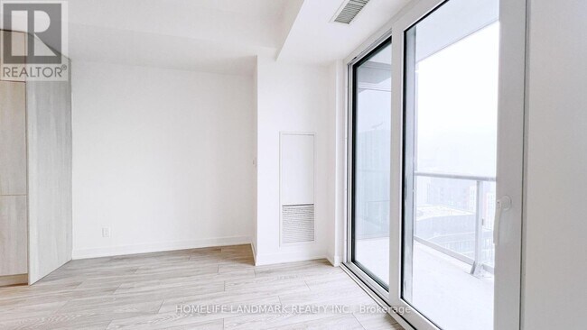 Photo du bâtiment - 108 Peter St