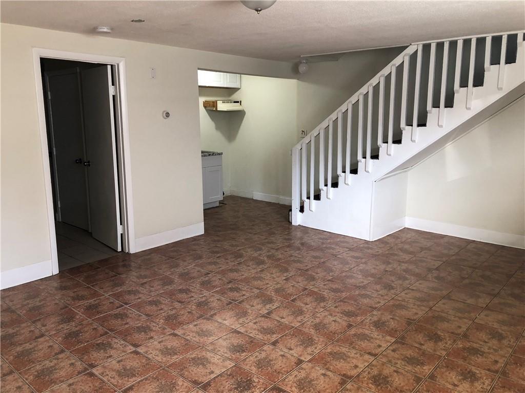 27 Dexter Ct Unit B1, Pawtucket, RI 02860 Room for Rent in Pawtucket