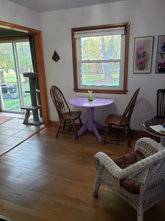 comedor - 4905 Phillip Ln