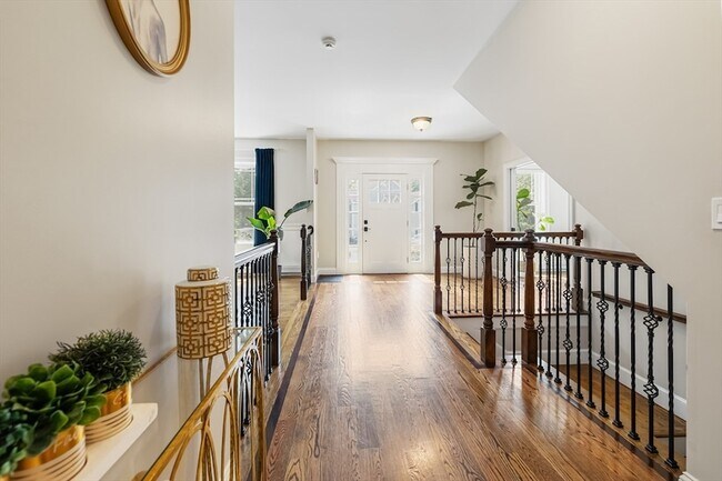 Foto del edificio - 9 Washington Ave