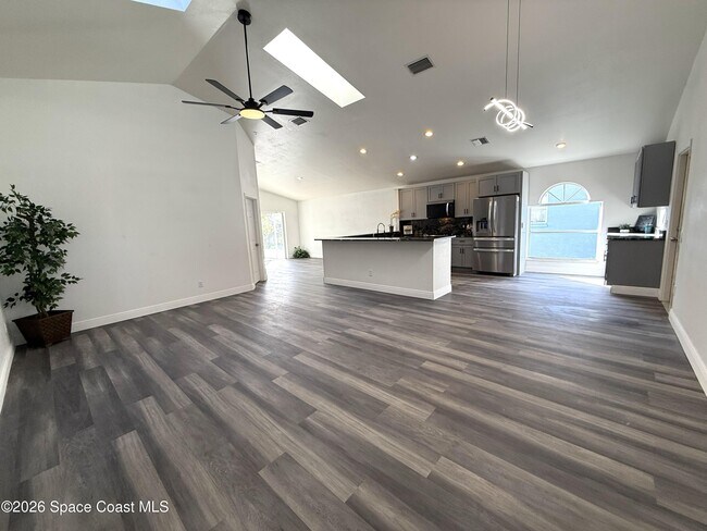 Building Photo - 2924 Pebble Creek St