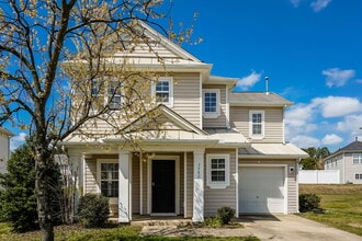 Building Photo - 3752 Tryon Ridge Dr