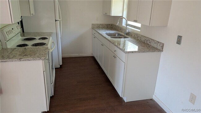 Foto del edificio - 33 E Murray St