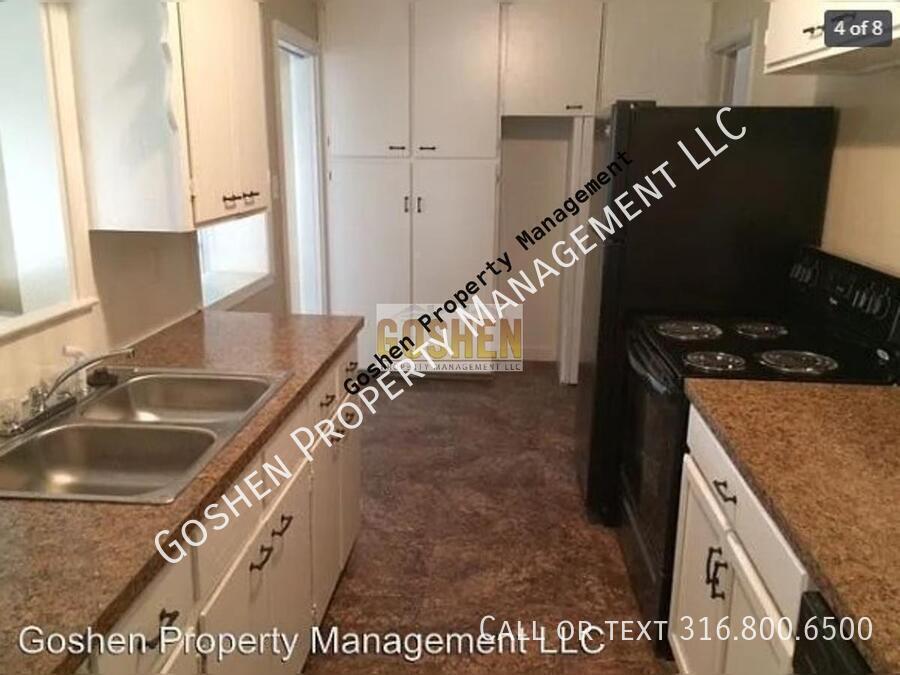 Building Photo - 1607 N Terrace Dr