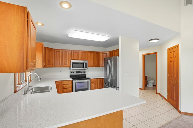 Photo - 10 Redtail Ct House