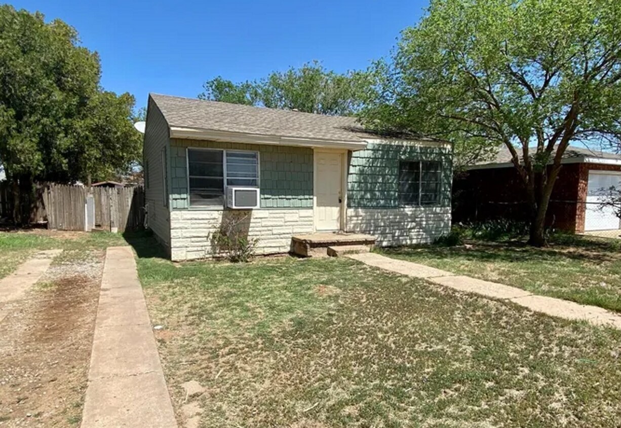 3320 Bates St, Lubbock, TX 79415 House Rental in Lubbock, TX