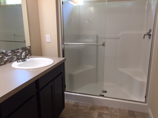 Building Photo - 3 Bedroom 2.5 Bath in Desirable Silverdale...