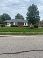 Building Photo - 1822 Ardleigh Rd