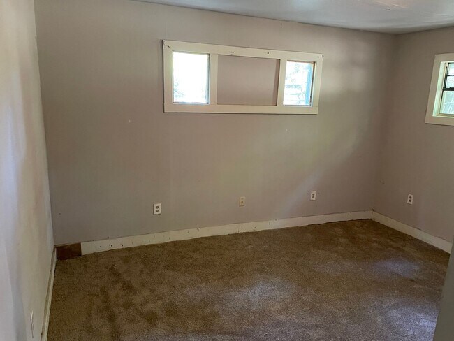 Foto del edificio - Spacious 3 Bedroom Home