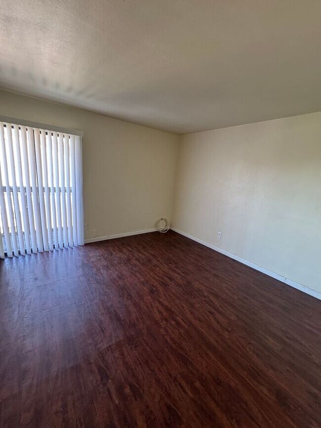 Foto del edificio - 2809 N Mountain Ave