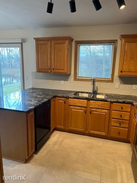 Building Photo - 3 br, 2 bath House - 11913 Seven Pine Dr