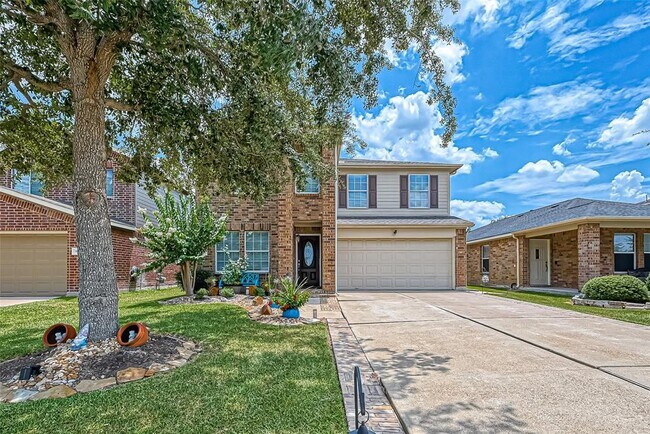 Building Photo - 9015 Grand Villa Ln
