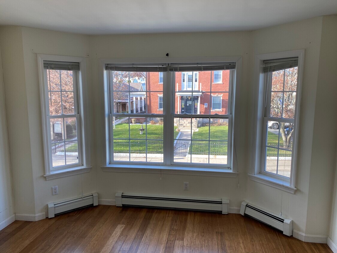 master bedroom - 886 Central St