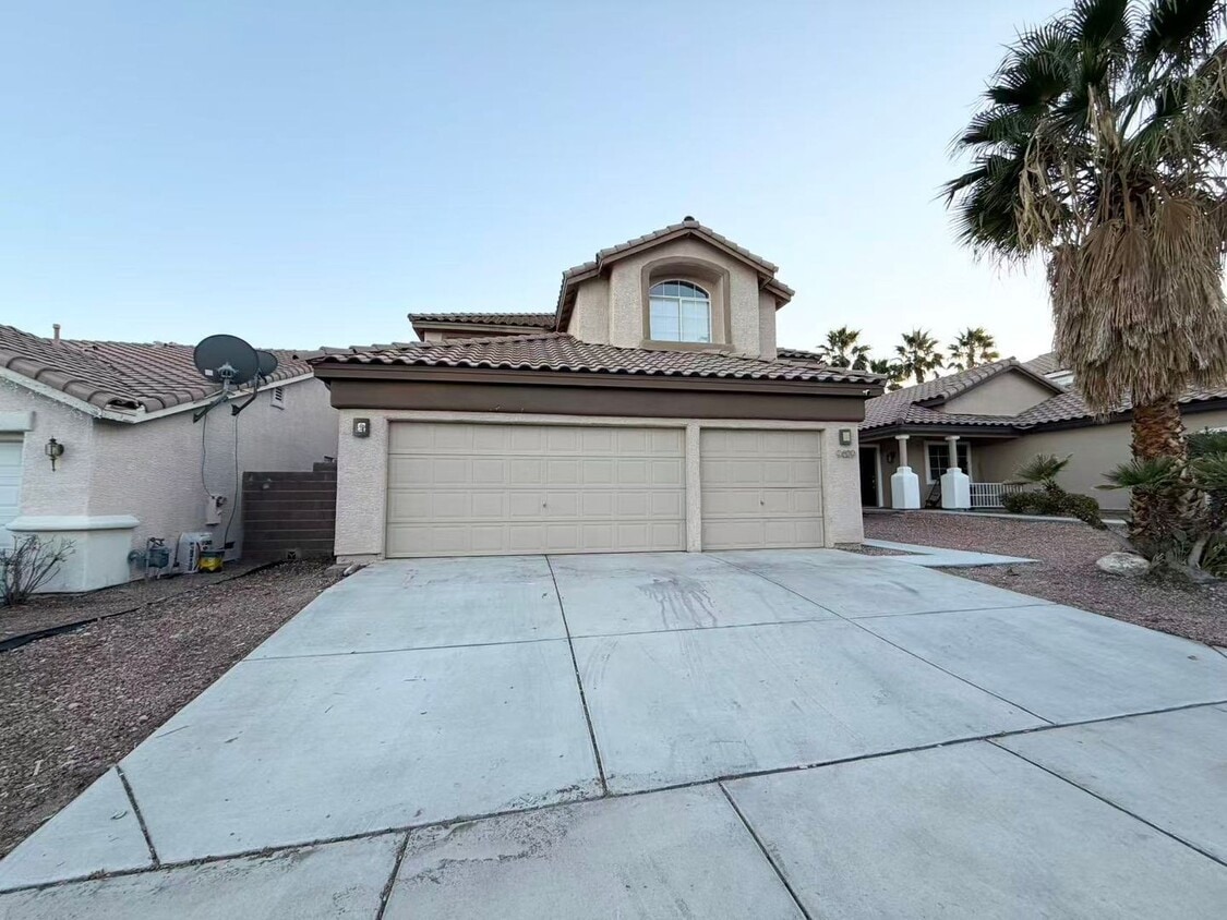 Foto principal - 9629 Bending River Ave