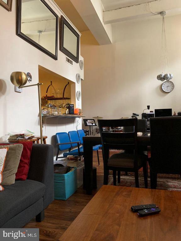 Foto del edificio - 2837 Cambridge St