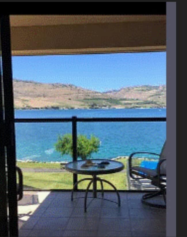 Building Photo - 100 Lake Chelan Shores Dr