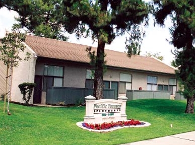 Pacific Terrace Apartments - Pacific Terrace