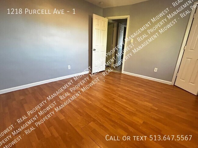 Foto del edificio - 1218 Purcell Ave