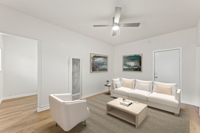 Foto del edificio - 182 W Vernon Ave