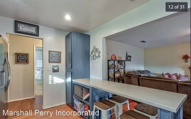 Foto del edificio - 4 br, 2 bath House - 201 E Holly Ave.