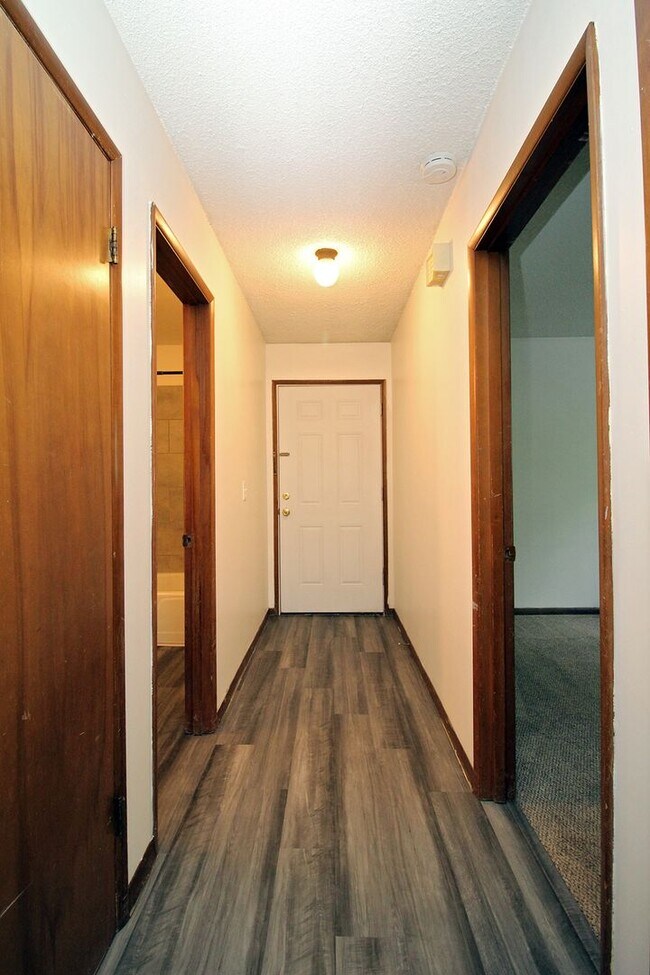 Foto del edificio - 1001 SW Woods St