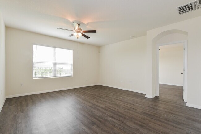 Building Photo - 1568 Aldenwood Pl